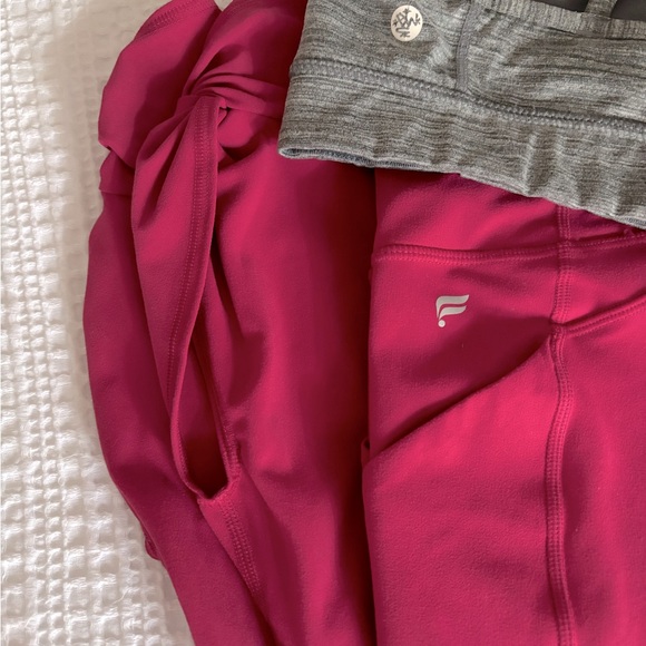 SOLD Fabletics Bundle - Picture 7 of 8